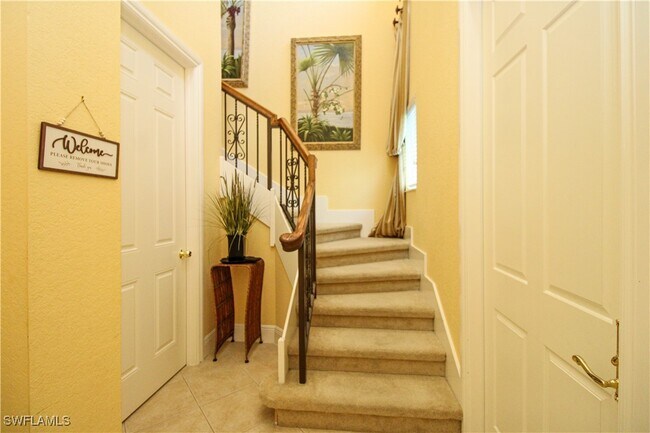 Building Photo - 9224 Campanile Cir