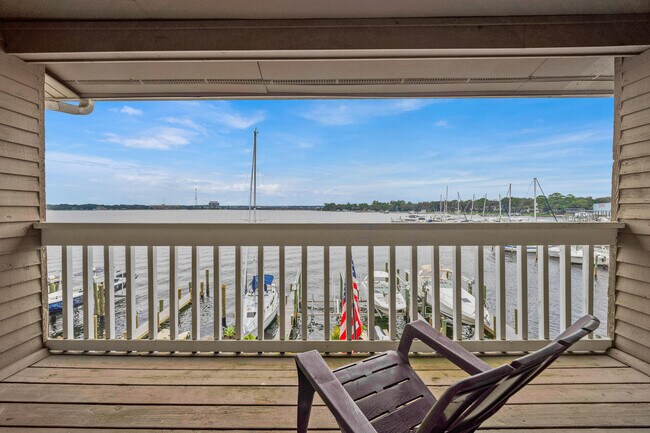 Building Photo - 206 Snug Harbour Dr