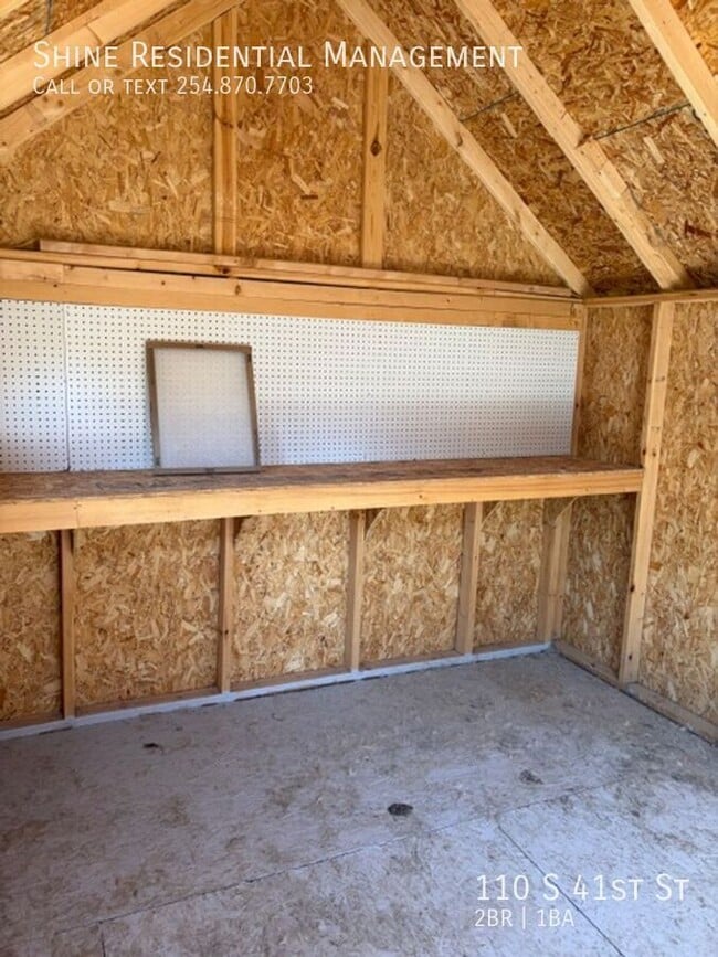 Building Photo - 110 S 41st St