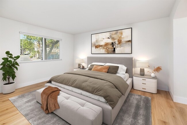 Building Photo - 9949 Erma Rd