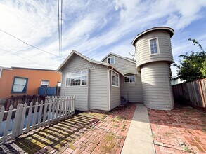 Building Photo - 4 bed 3 bath Single-family Home in Glenview/Lower Diamond area of Oakland