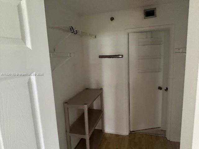 Building Photo - 770 Claughton Island Dr