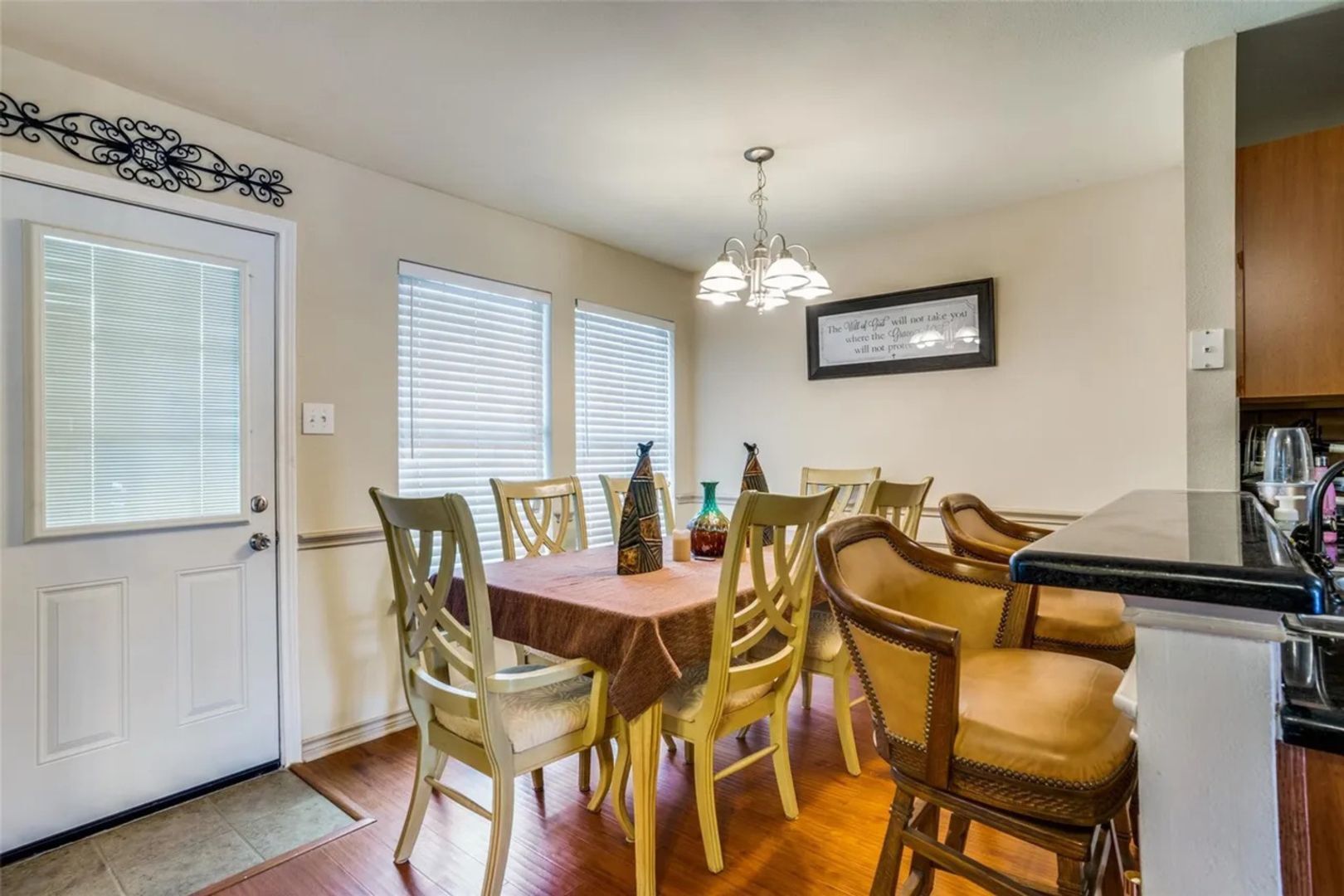 Building Photo - 12629 Oceanside Dr