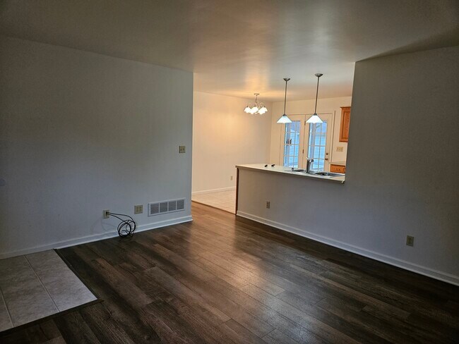 Building Photo - 8127 Anderson Ave NE