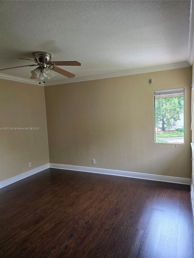 Building Photo - 9023 NW 38th Dr
