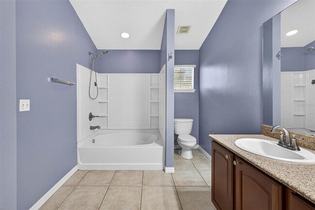 Building Photo - 6745 Breezy Palm Dr