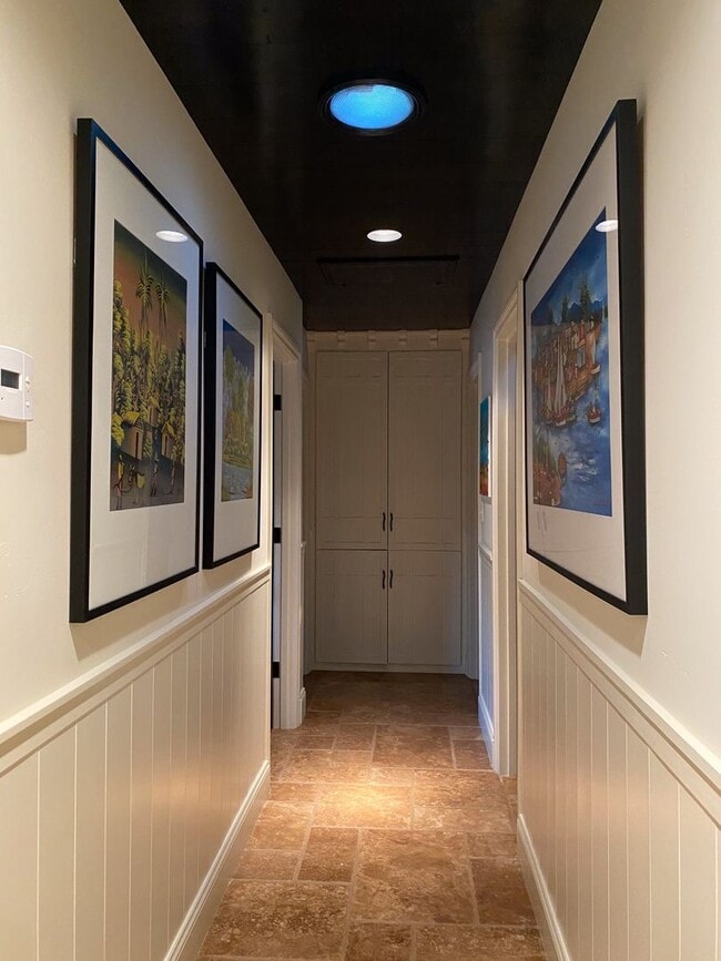 Building Photo - Coming Soon... Beautifully Updated Home in Central Location