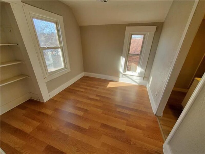 Building Photo - 3841 Roberts St