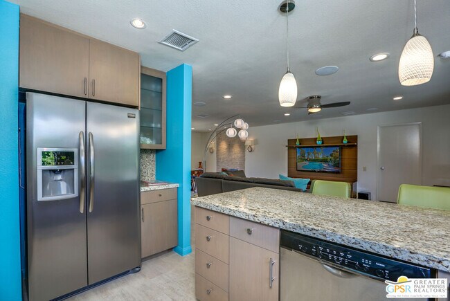Building Photo - 3576 Escoba Dr