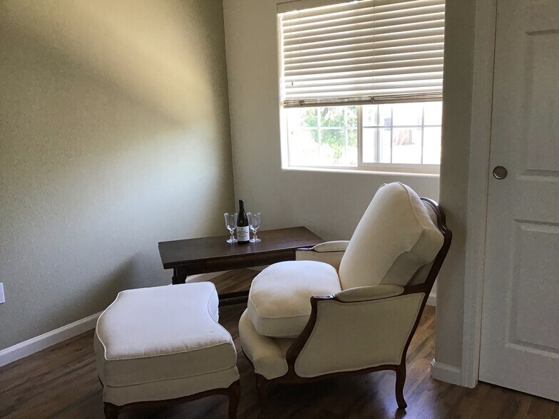 Westside of unit - 1724 3rd St