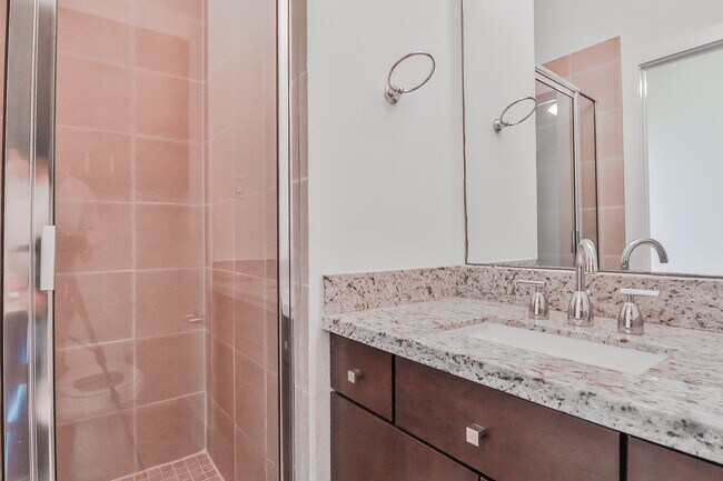 Building Photo - 4403 Austin St