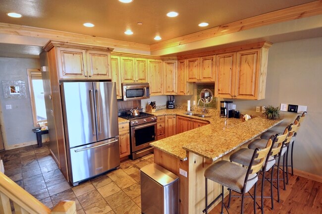 Building Photo - 6486 UT-39
