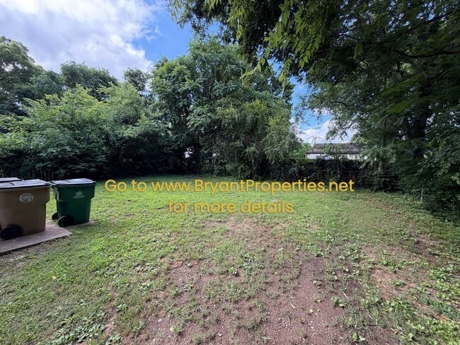 Building Photo - Madison - 3 Bedroom- 1 Bath