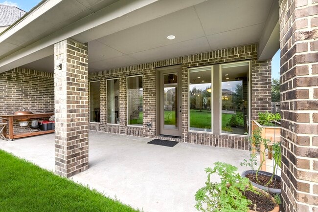 Building Photo - 29110 Weldons Forest Ct