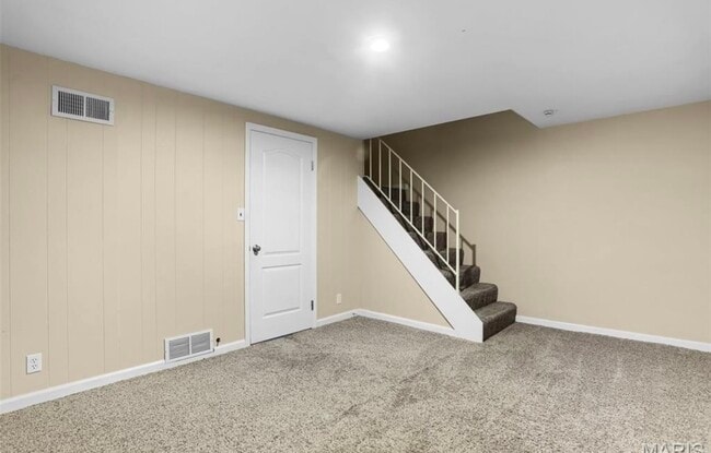 Building Photo - 1243 Clarkson Ct
