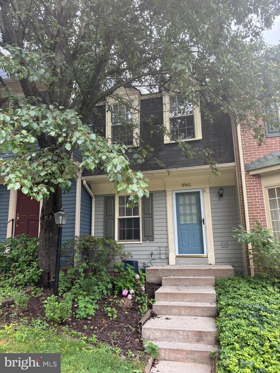 Building Photo - 3961 Conquest Ct