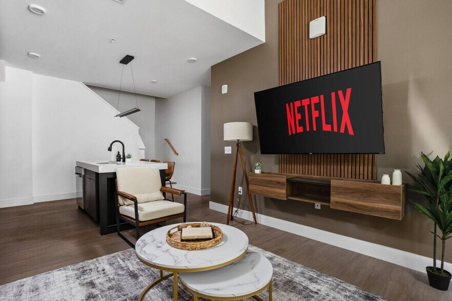 Building Photo - 421 N Pennsylvania St