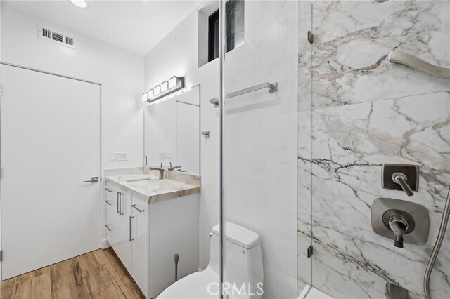 Building Photo - 6565 Pickwick St