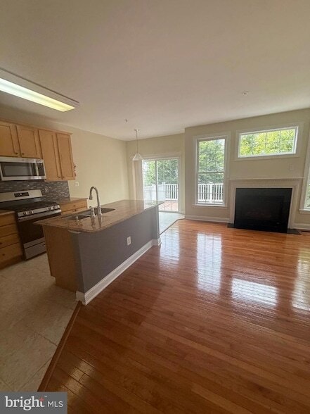 Building Photo - 22106 Fair Garden Ln