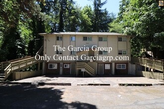 Building Photo - 2626 SW Beaverton Hillsdale Hwy