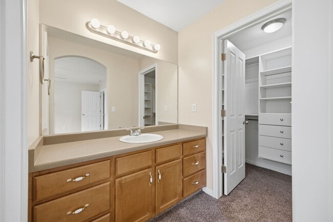 Building Photo - 1427 E 6175 S