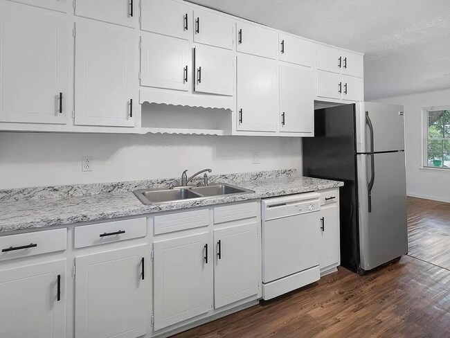 Building Photo - 2540 Joe Jerkins Blvd