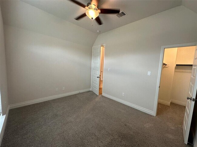 Building Photo - 23730 McNabb Spur Ln