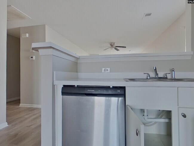 Building Photo - 3 Glen Knoll Ct