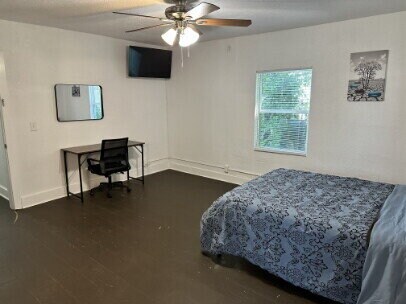 Building Photo - Furnished Private Room w/ Private Bath & Utilities Included