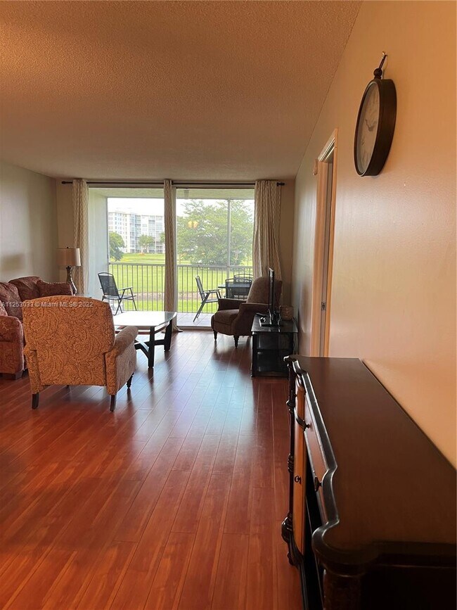 2851 S Palm Aire Dr 2851 S Palm Aire Dr Pompano Beach FL 33069