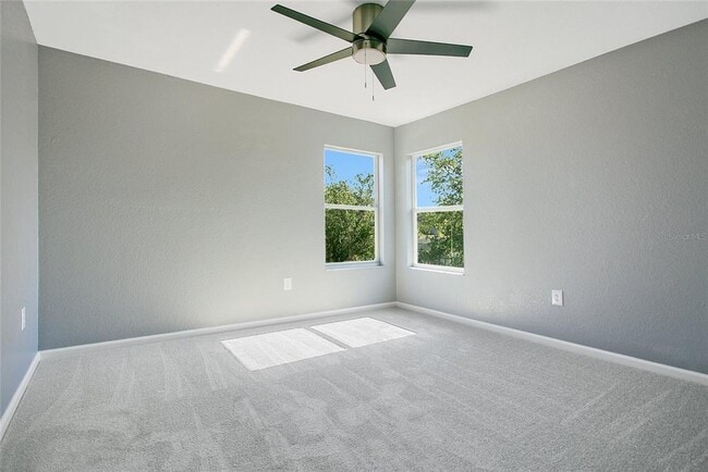 Building Photo - 8555 Abbotsbury Dr