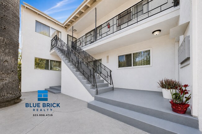 Building Photo - 6929 Whitsett Ave