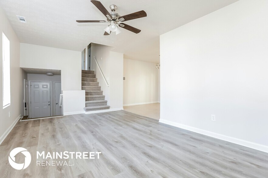Building Photo - 7000 Merrywood Dr