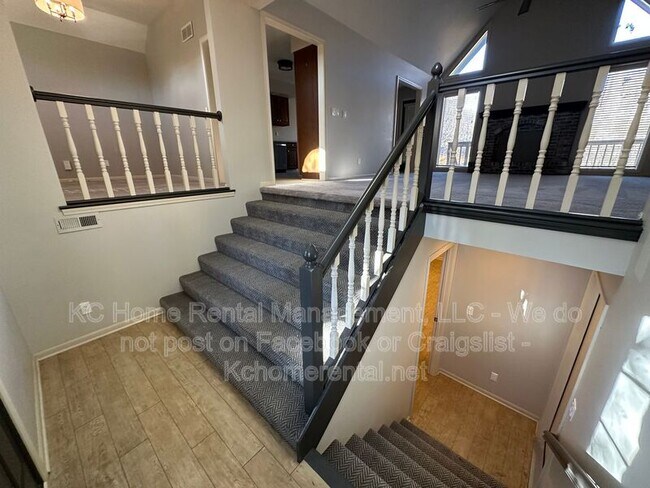 Building Photo - 9802 NW 72nd Terrace