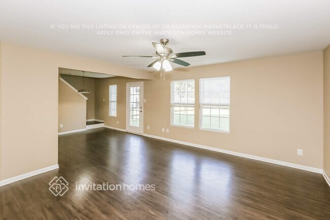 Building Photo - 618 N Mulberry St