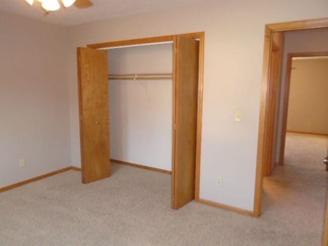 Building Photo - 211 William Dr