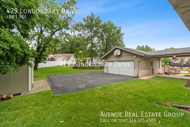Building Photo - 429 Londondary Dr