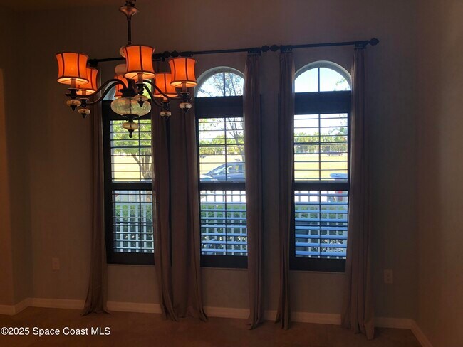 Building Photo - 3225 Sedge Dr