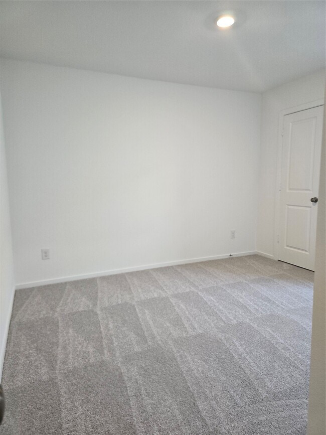 Building Photo - 25272 Leather Leaf Ct