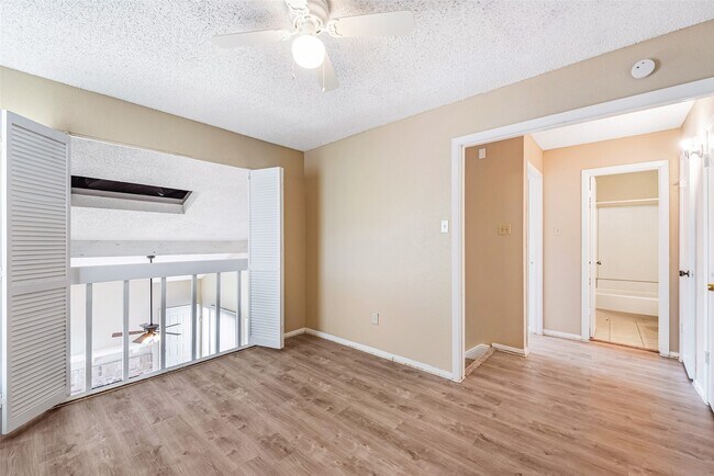 Building Photo - 6315 Cattails Ln