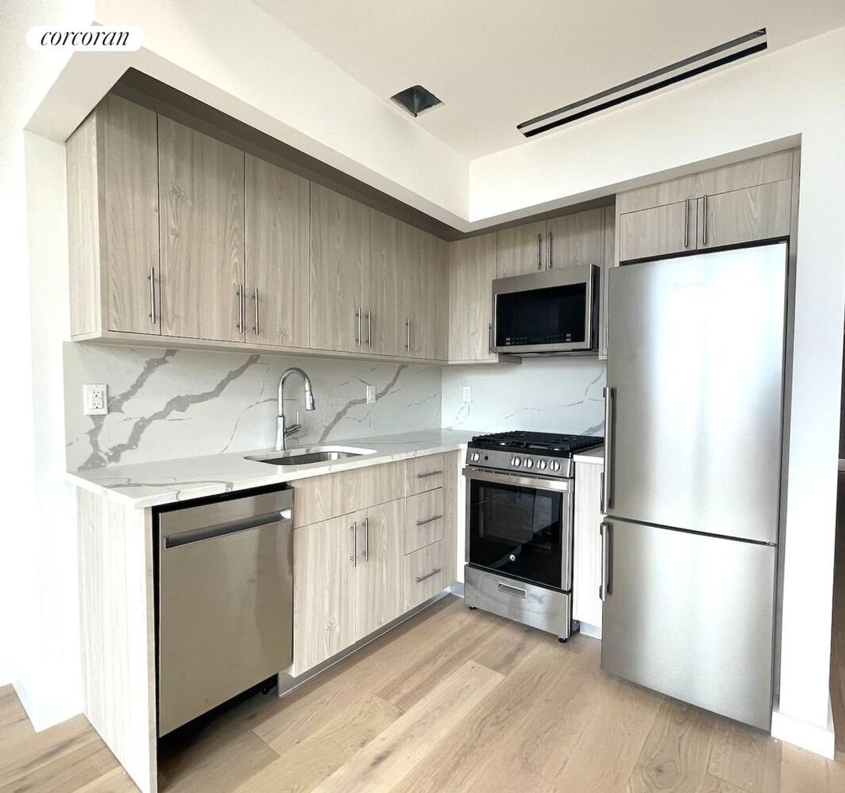 Building Photo - 1516 Park Ave