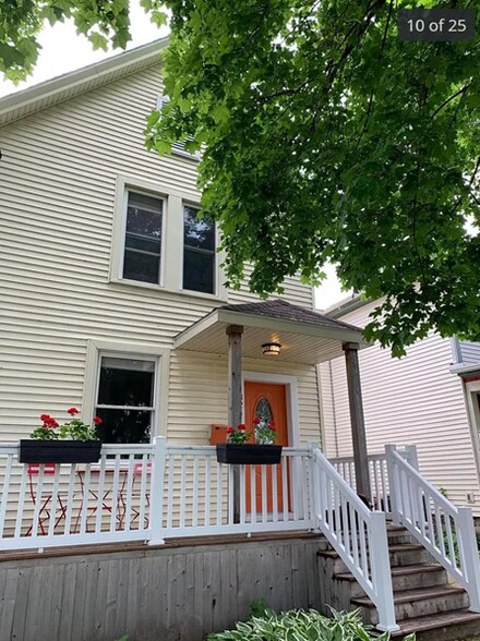 Primary Photo - 824 E Dayton St