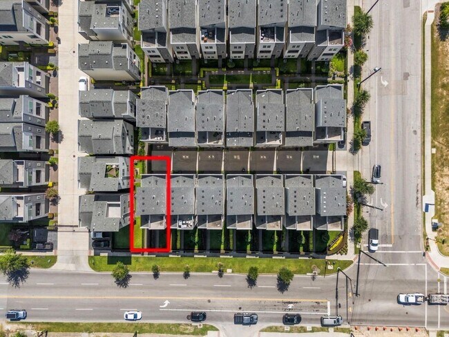 Building Photo - 316 Jensen Dr