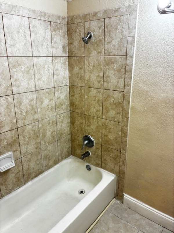 Building Photo - 311 W Ashley St