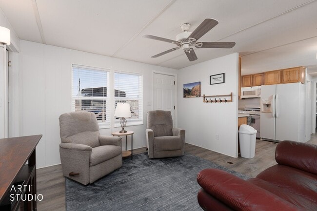 Building Photo - Charming fully furnished 2-bedroom + office home in Beaver Dam, AZ!