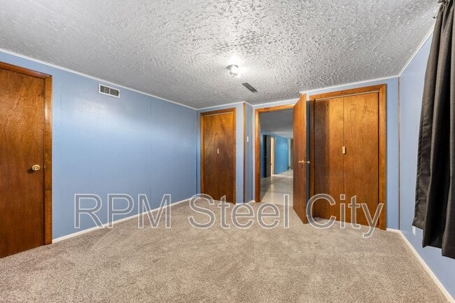 Building Photo - 61 University Cir