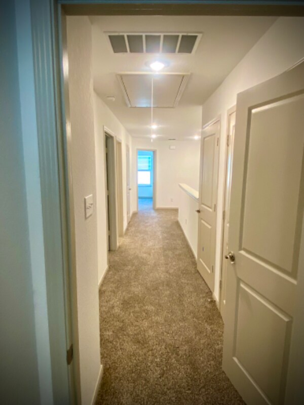 Building Photo - 7512 Magnolia Vlg