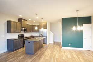 Kitchen and Dining Room - 7447 SE Chinquapin Dr