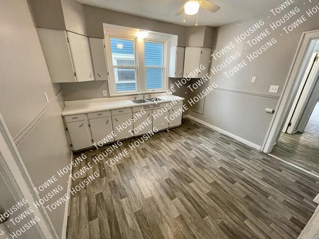 Building Photo - 39 Aldrich Pl