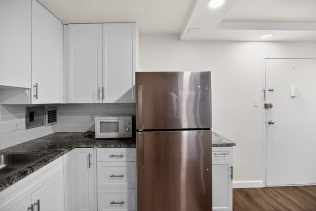 Building Photo - 2401 H St NW